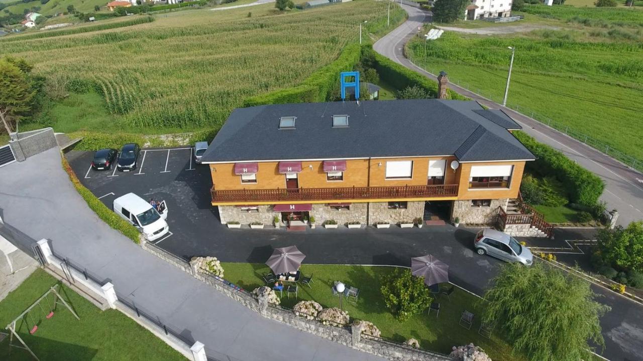 Hosteria Los Sauces Maoño Exteriér fotografie